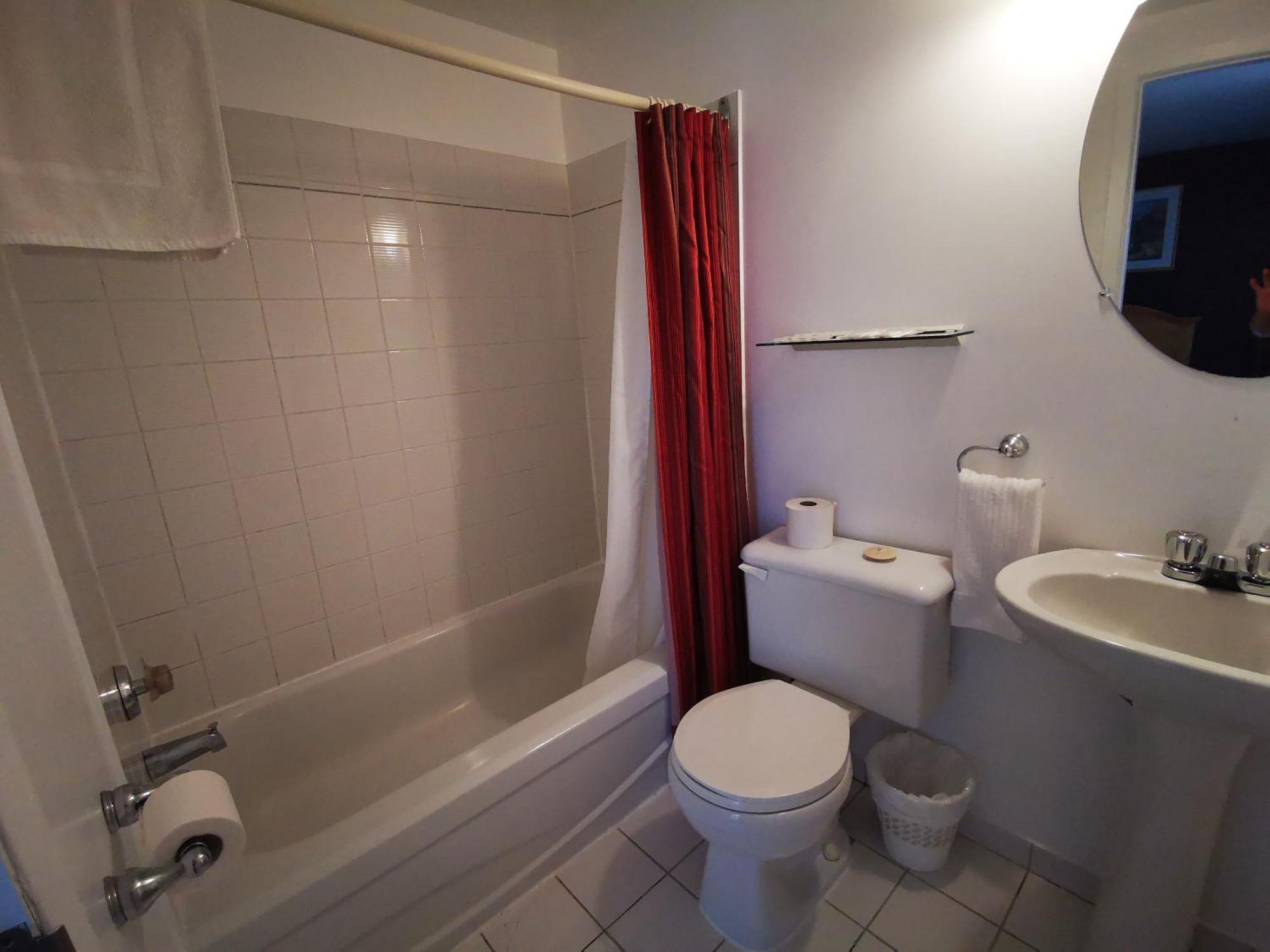 Hotel Alila Saint-Sauveur Quarto foto